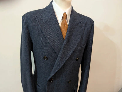 Robuster, marineblauer, zweireihiger Wollmantel