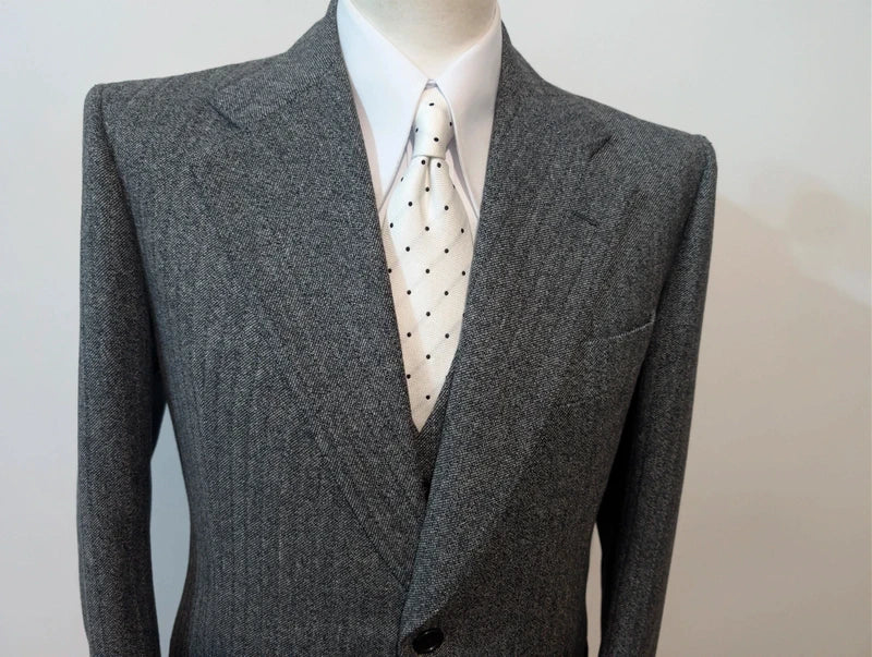 Exceptionnel costume 3 piece en tweed