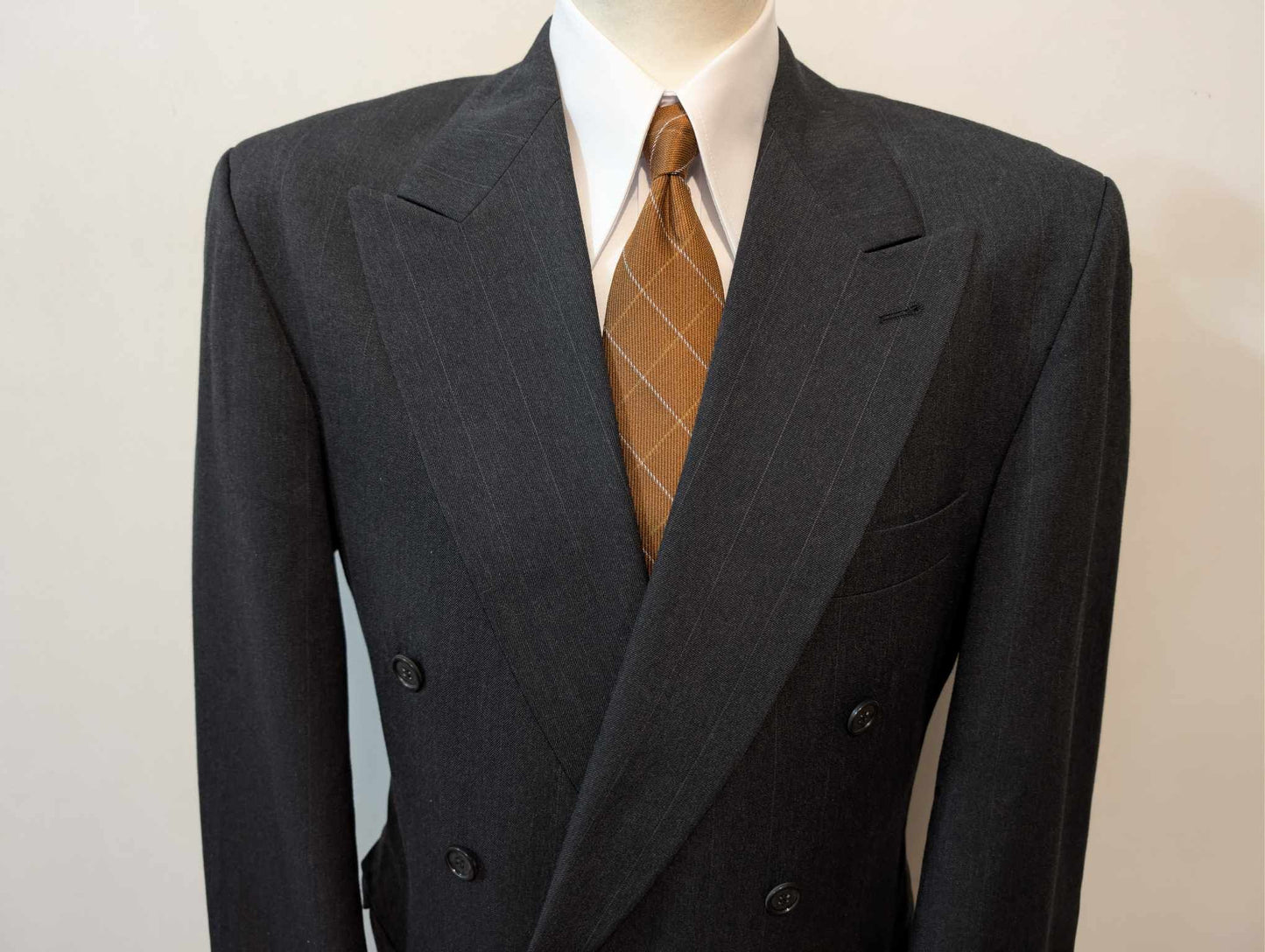 Classique costume croisé pinstripe en laine