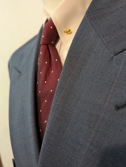 Incroyable costume croisé pinstripe