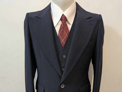 Incroyable costume 3 pièces bleu marine