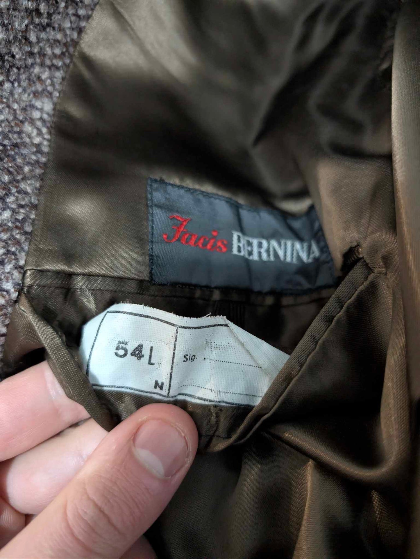 Élégant manteau marron en tweed