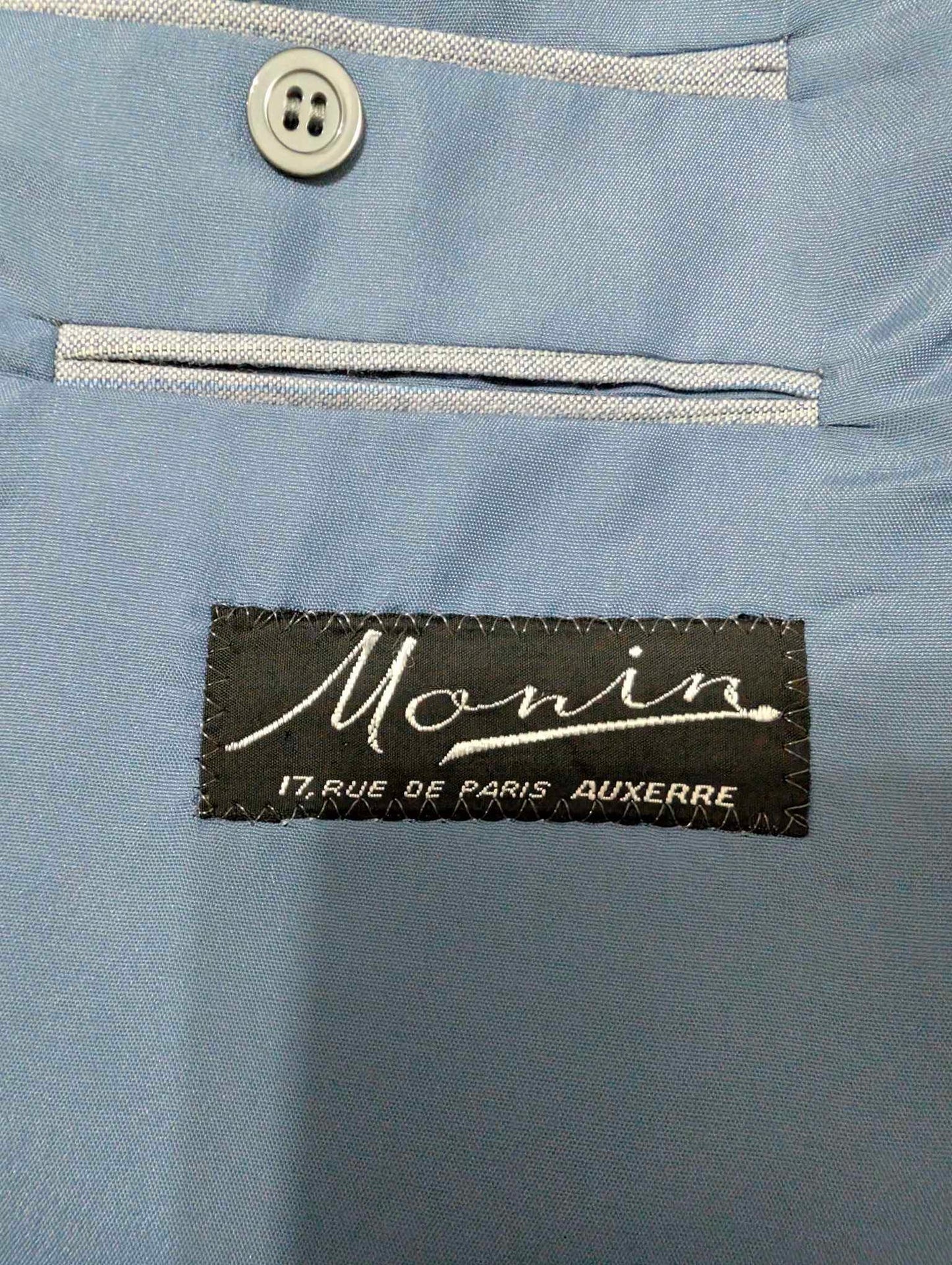 Wunderschöner Nadelstreifenanzug aus Wolle