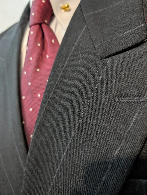 Effroyable costume croisé chalkstripe en laine