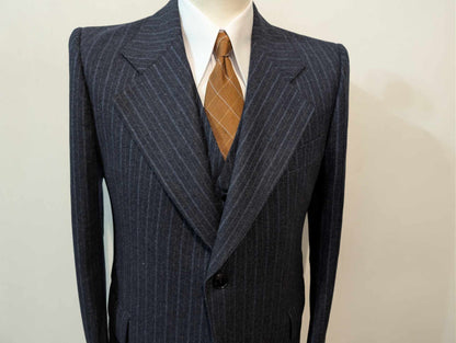 Fabuleux costume 3 pièces pinstripe