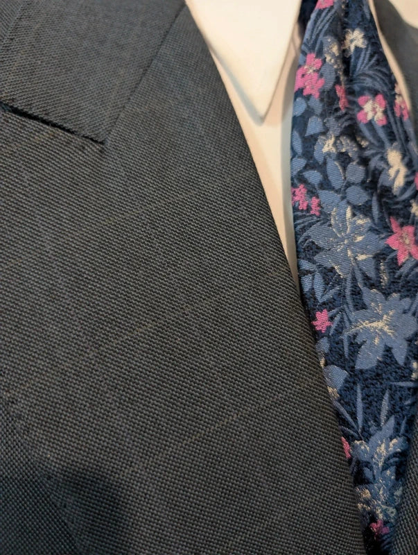 Giant double-breasted wool suit
