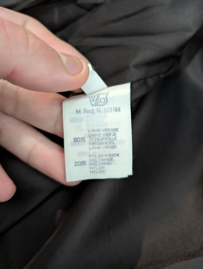 Eleganter, braun-violetter, zweireihiger Damenmantel