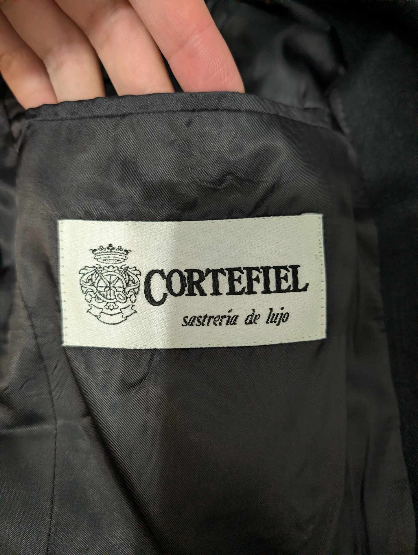 Majestueux costume 3 pièces gris en laine