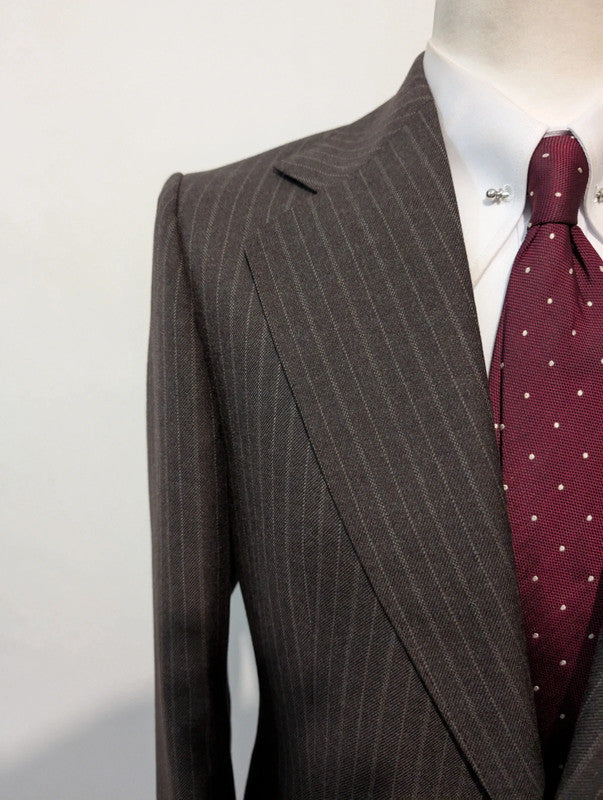 Légendaire costume pinstripe  marron en flanelle