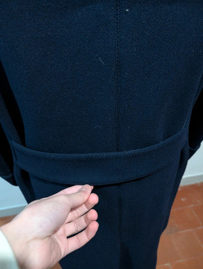 Formidable manteau bleu marine en laine