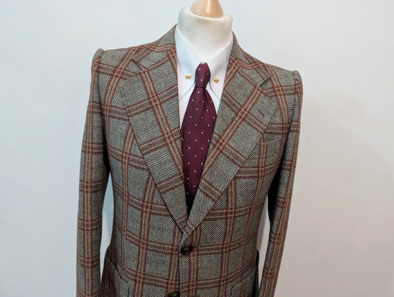 Fabelhafte karierte Tweedjacke