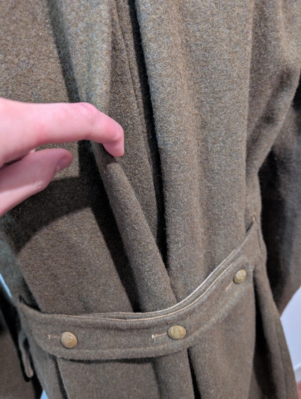 Très ancien manteau 1940