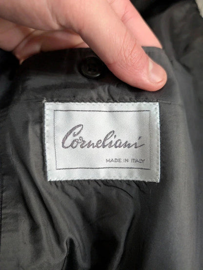 Légendaire costume croisé gris en laine