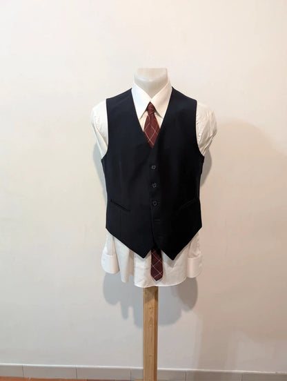 Exceptional navy blue three-piece wool suit