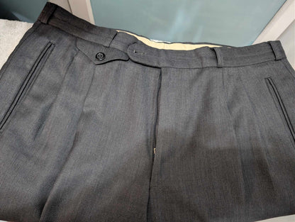 Magnifique costume croisé gris en laine