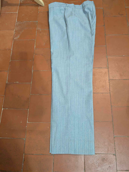 Wunderschöner Nadelstreifenanzug aus Wolle