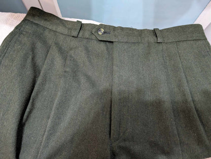 Original costume croisé vert en flanelle