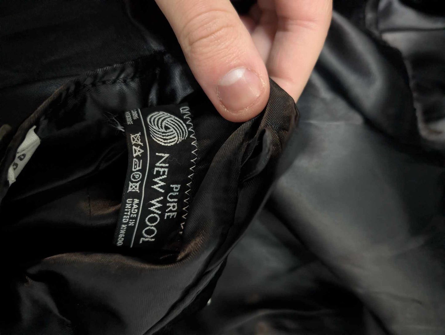 Impressionnant manteau croisé Chesterfield en laine