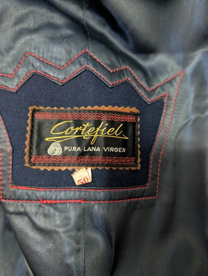 Eleganter, marineblauer, zweireihiger Wollmantel