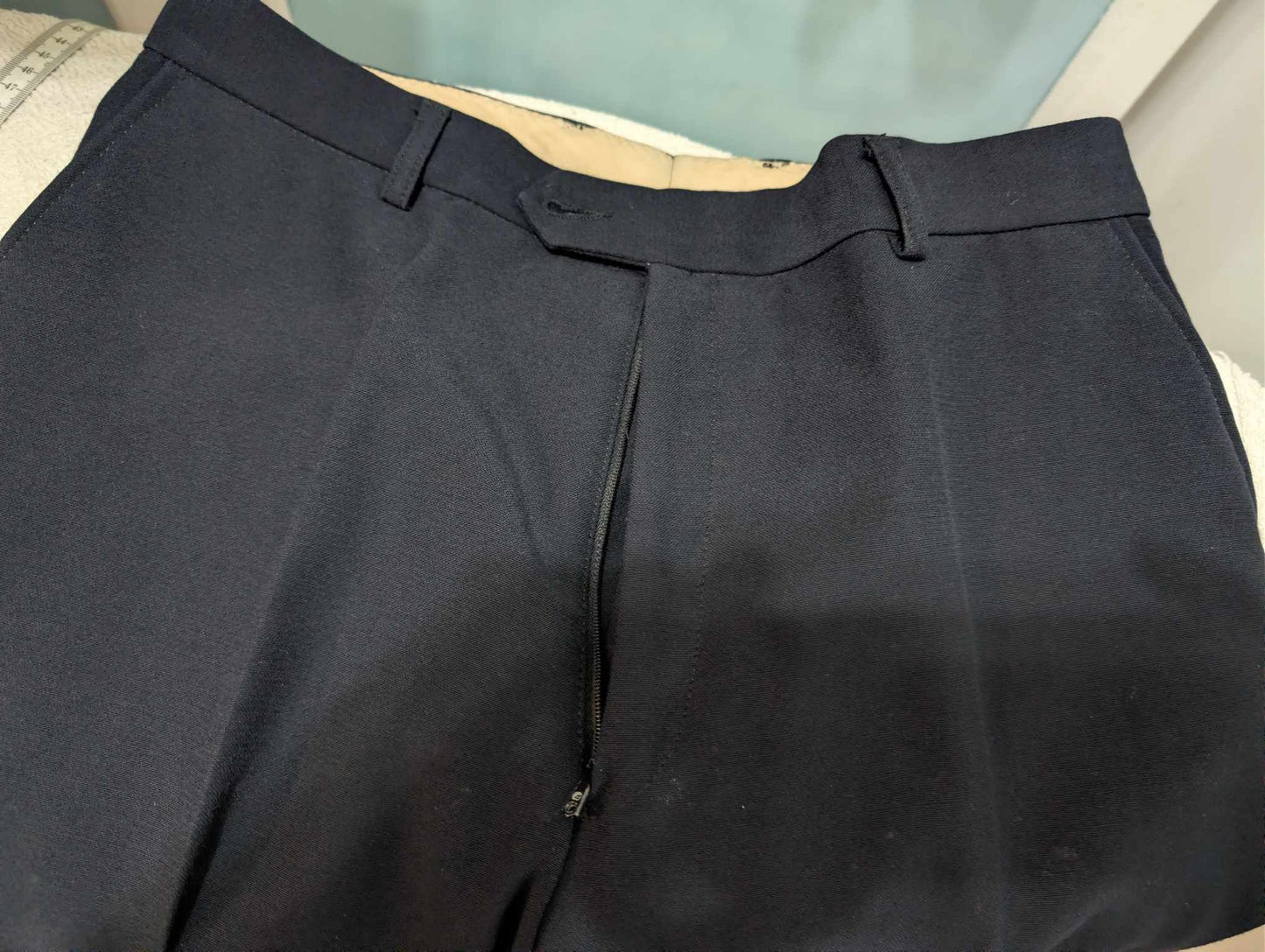 Incroyable costume 3 pièces bleu marine