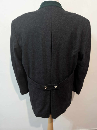 Fabuleux costume autrichien  gris en flanelle de laine