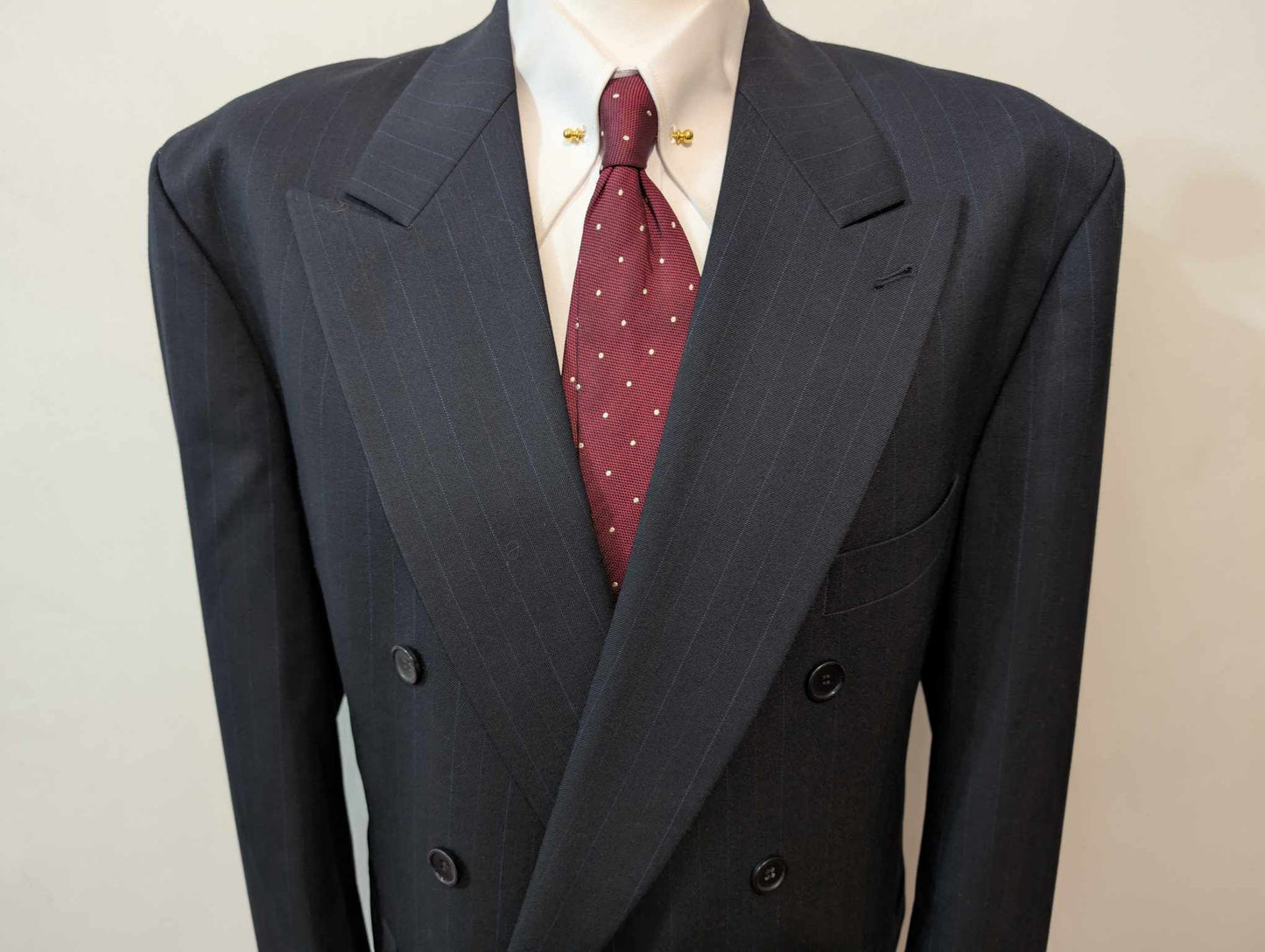 Fabuleux costume croisé pinstripe en laine