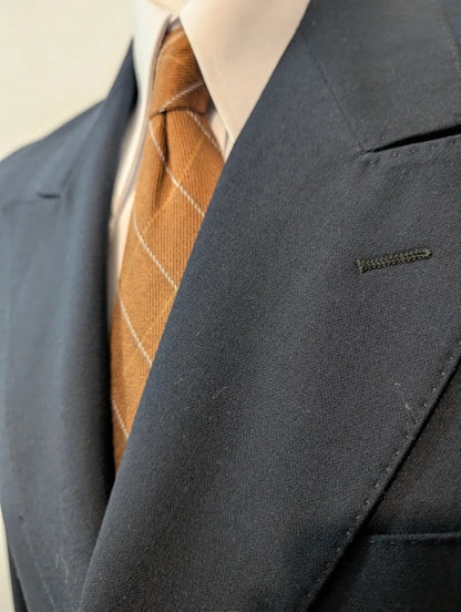 Wunderschöner marineblauer Zweireiheranzug aus Wolle