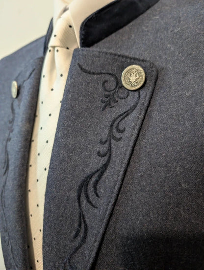 Fabelhafter österreichischer marineblauer Anzug aus schwerem Flanell