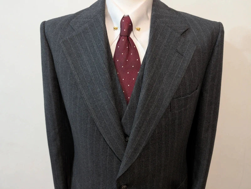 Spectaculaire costume 3 piece pinstripe en flanelle
