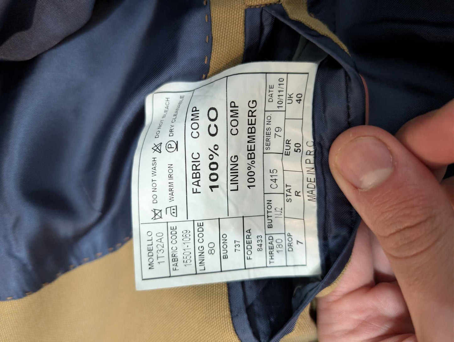 Sympathique veste de couleur marron beige en coton