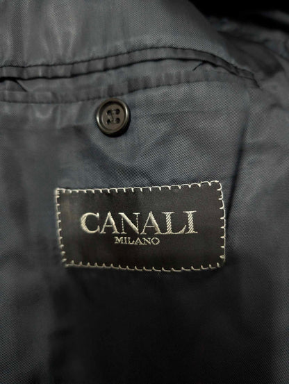 Robuster, zweireihiger Mantel