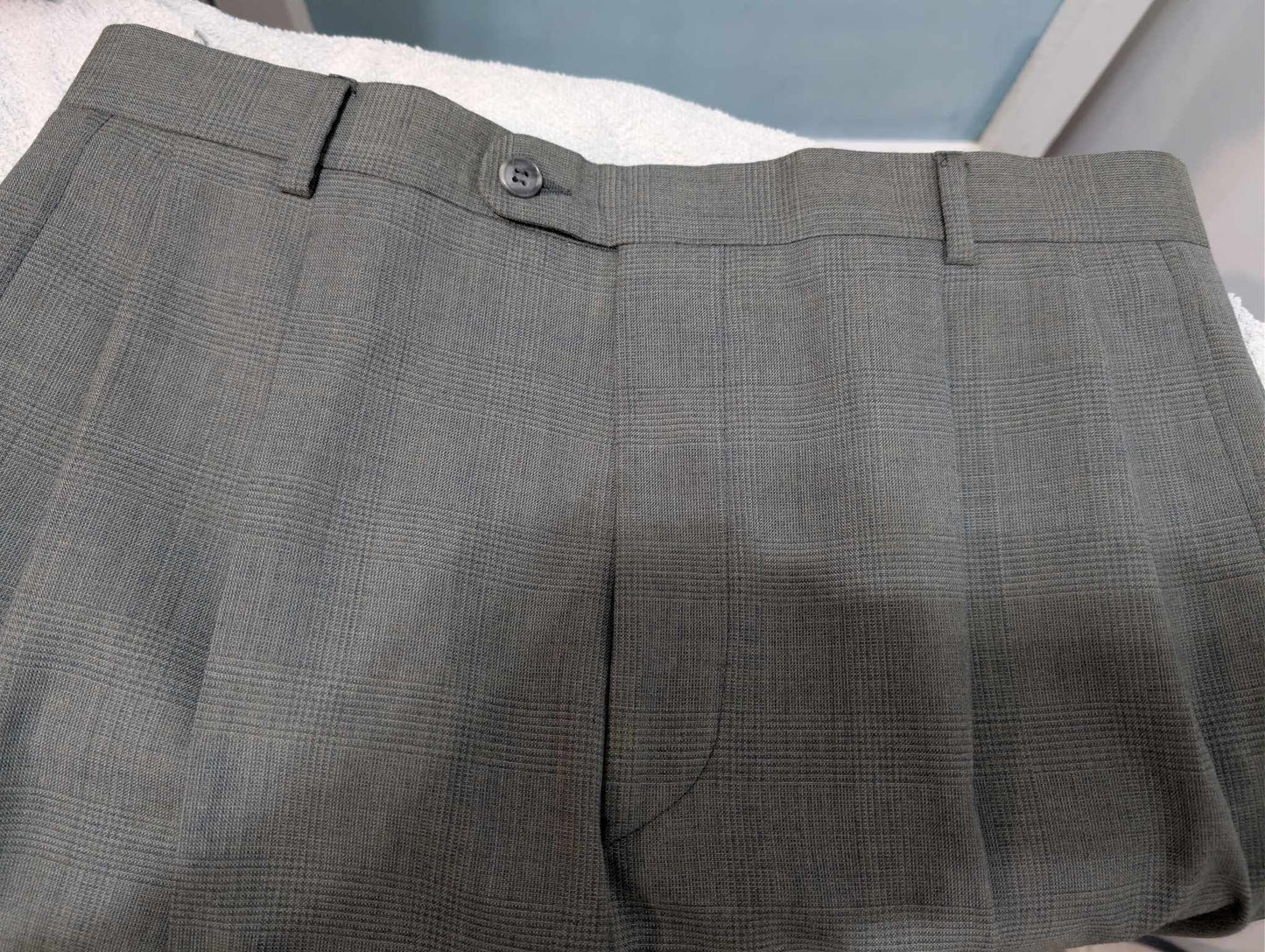 Sympathique costume croisé en laine