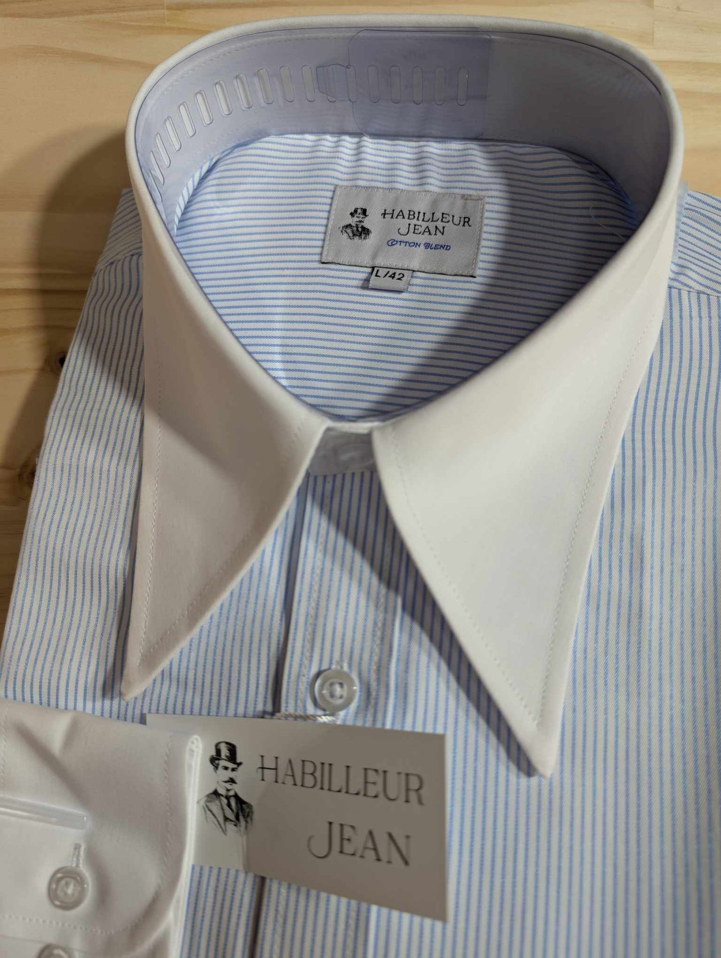 Cotton blend point collar shirt