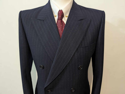 Terrifiant costume croisé chalkstripe en flanelle lourde