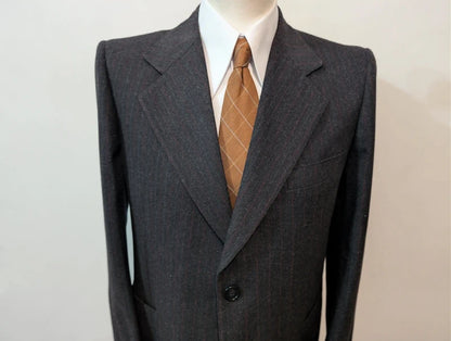 Wütendes Kreidestreifenkostüm aus schwerem Flanell