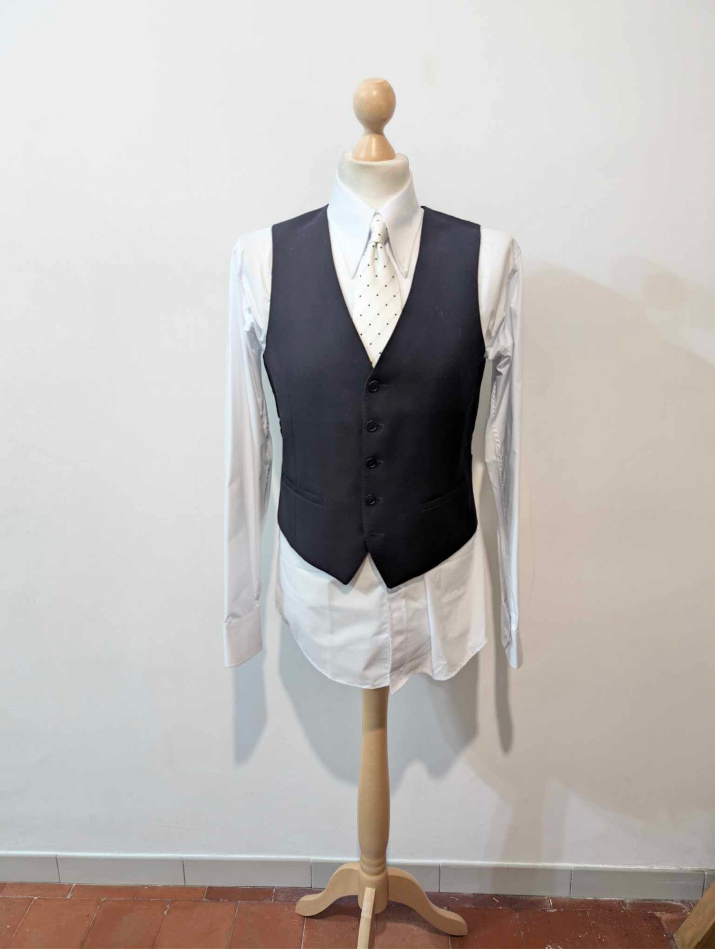 Wunderschöner dreiteiliger marineblauer Wollanzug