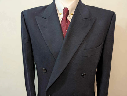 Phénomenal costume croisé bleu marine