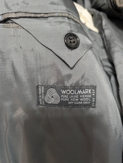 Grauer Prince-of-Wales-Anzug