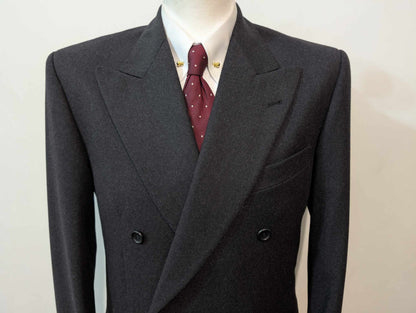 Fabuleux costume croisé de couleurs gris en flanelle lourde