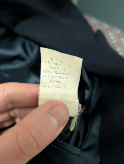 Robuster, marineblauer, doppelreihiger Wollmantel