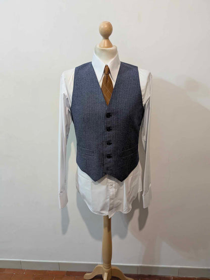 Wunderschöner dreiteiliger Flanellanzug mit Nadelstreifen