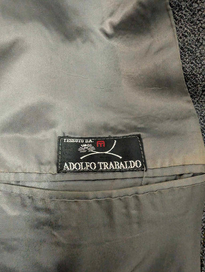 Alter grauer Tweedanzug