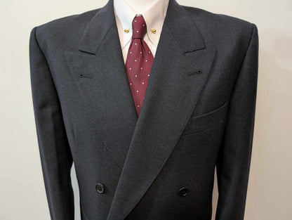 Classique costume croisé gris en laine