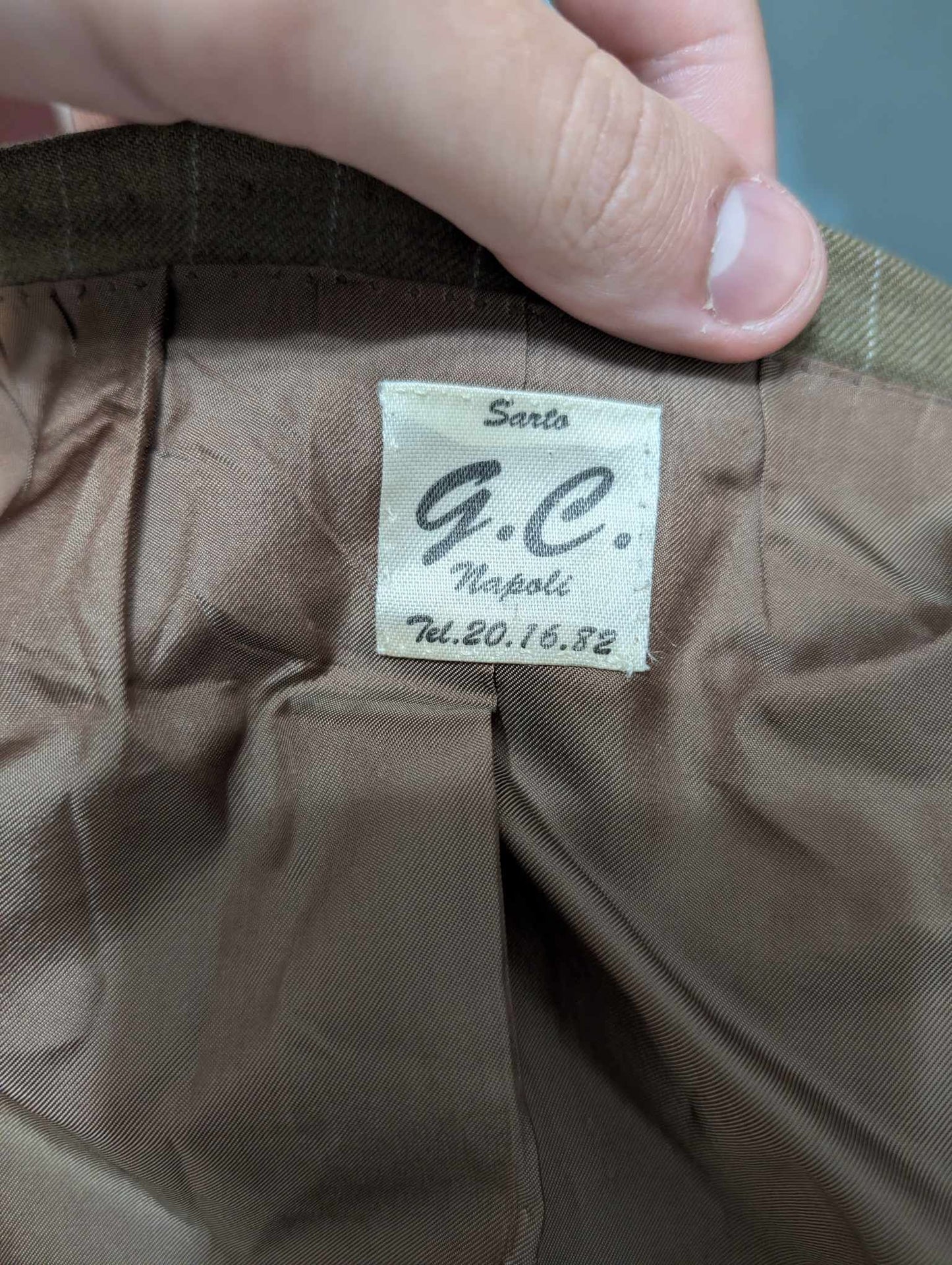Terrifiant costume croisé bespoke