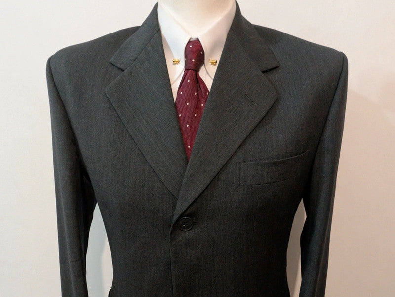 Classique costume gris en laine