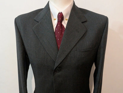 Classique costume gris en laine