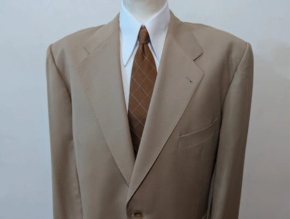 Giant beige sand wool costume