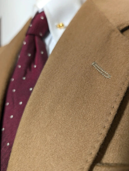 Lumineuse veste camel en cachemire et laine