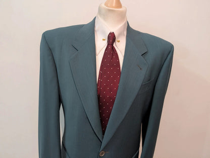 Lumineux costume bleu a rayure en laine