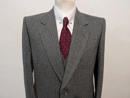 Redoutable costume 3 pièces a chevron en tweed